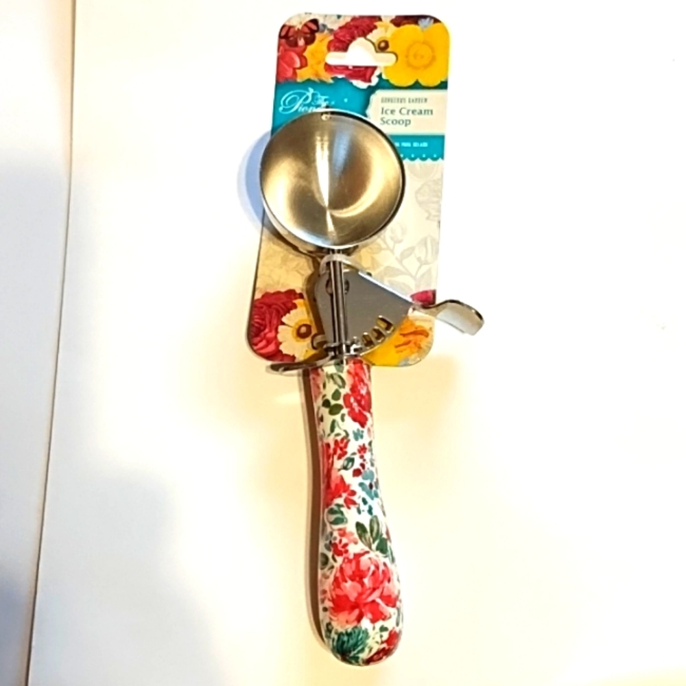 Nwt Pioneer Woman Ice Cream Scooper